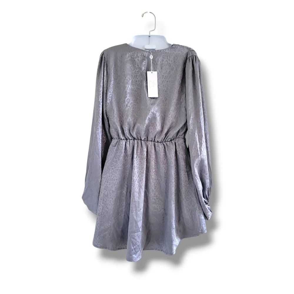 ✨️HP✨️Sage The Label | Anthro | NWT Wild Thoughts Silver Jacquard Leopard Dress - Picture 3 of 16